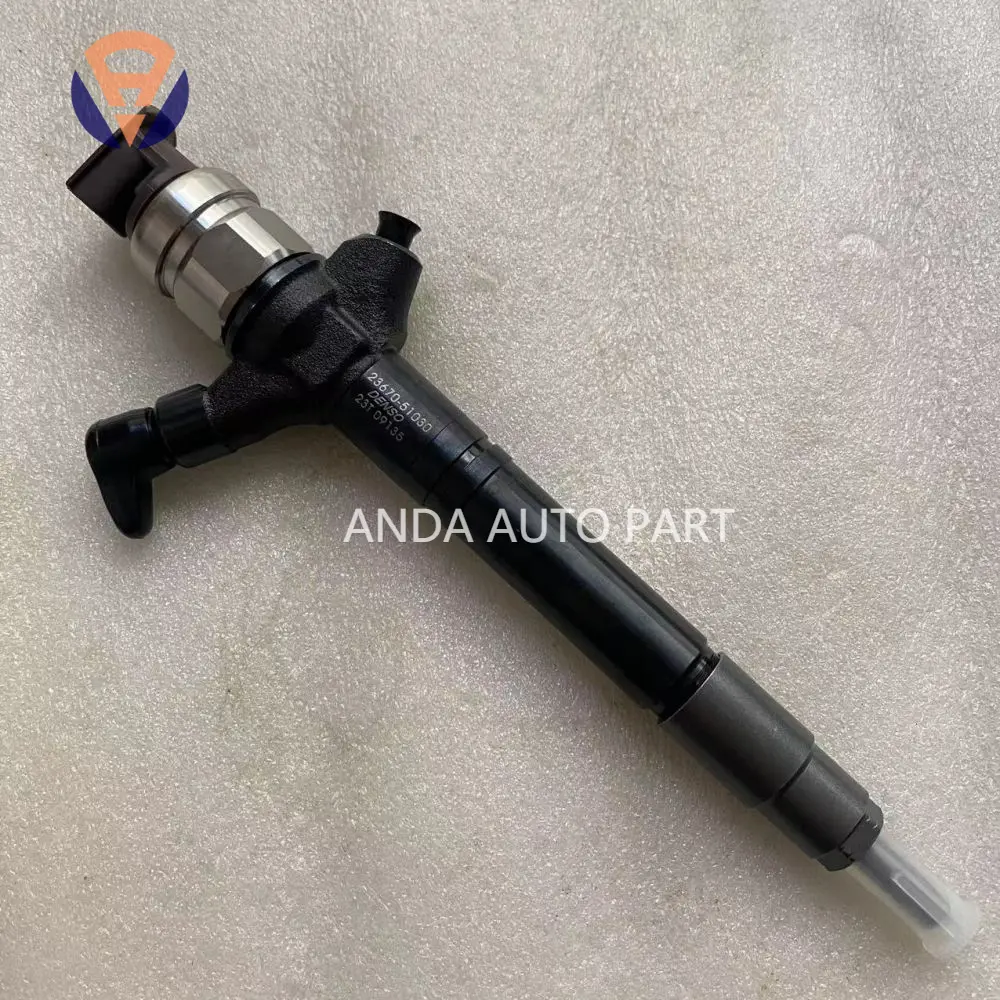 China new 23670-51030 095000-7710 Common Rail Fuel Injector Compatible with 1VD-FTV 5.7L Engine